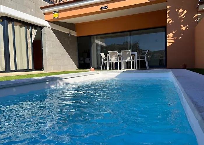 Exire * 科拉雷侯